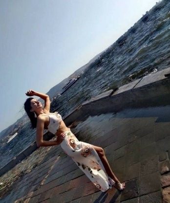 💋 Живу в Москве, и готова стать твоей проводницей по самым сокровенным желаниям. 🔥
Мои услуги включают широкий спектр возможностей: классический секс, оральные ласки, массаж, эротические игры и многое другое. 🌟 Я чувственная и открытая девушка, которая готова выполнить все твои сокровенные фантазии.
На моих фотографиях ты сможешь увидеть, насколько я привлекательна и сексуальна. 💃 Отзывы о моих услугах говорят о моем профессионализме и умении доставить настоящее удовольствие каждому мужчине. 💯
Не упусти возможность провести незабываемое время со мной в Москве! 🌆 Я жду звонка от тебя, чтобы воплотить в жизнь все твои самые смелые желания. 💫 Обещаю, ты не пожалеешь! 😉 💋 Валюша
